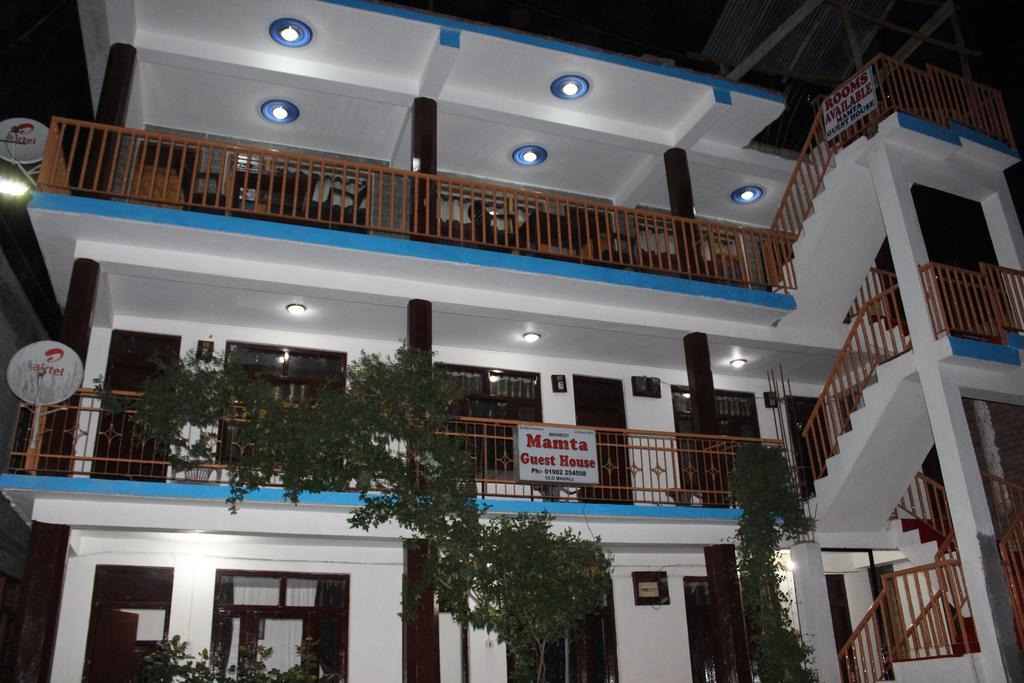 Mamta Guest House Manāli Exteriér fotografie