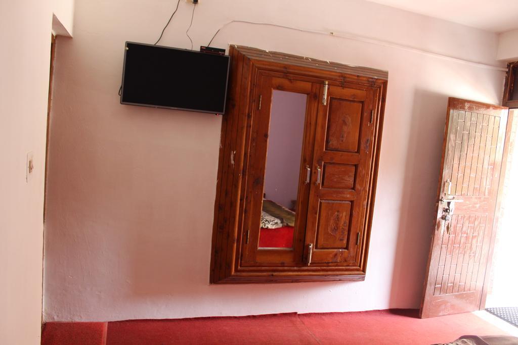Mamta Guest House Manāli Exteriér fotografie